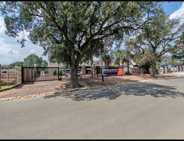 414M² OFFICE FOR SALE IN THREE RIVERS